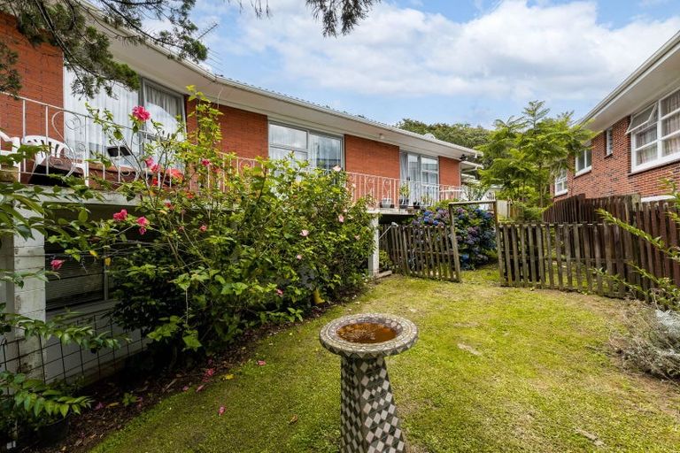 Photo of property in 107 Grande Vue Road, Hillpark, Auckland, 2102