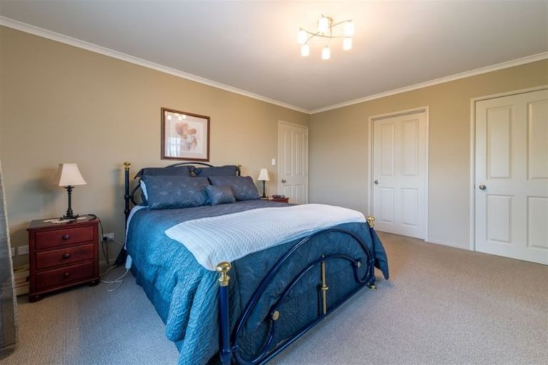 Photo of property in 16 Kura Place, Mosgiel, 9024