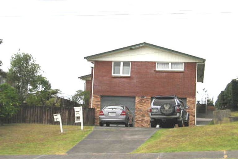 Photo of property in 2/279 Sunset Road, Sunnynook, Auckland, 0632