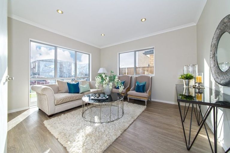 Photo of property in 10 Sunshine Lane, Flat Bush, Auckland, 2019