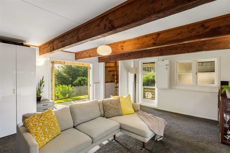 Photo of property in 105 Bodhisattva Road, Waitoki, Silverdale, 0994