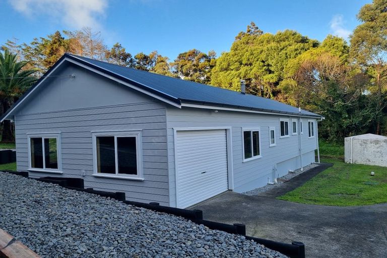 Photo of property in 388 Muriwai Road, Waimauku, 0881