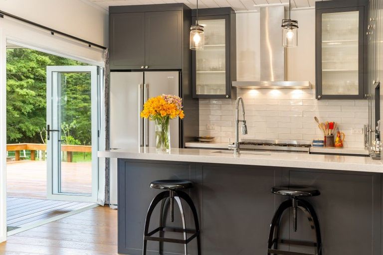 Photo of property in 141 Tauraroa Road, Maungakaramea, Whangarei, 0178