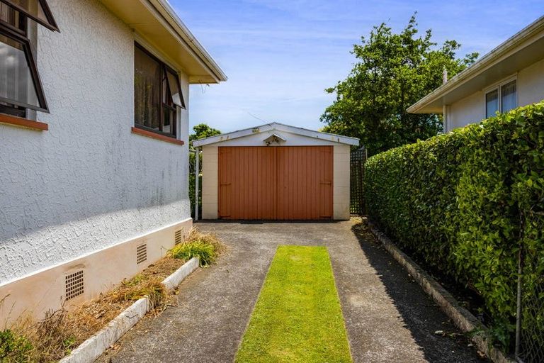 Photo of property in 5 Caplen Street, Hawera, 4610