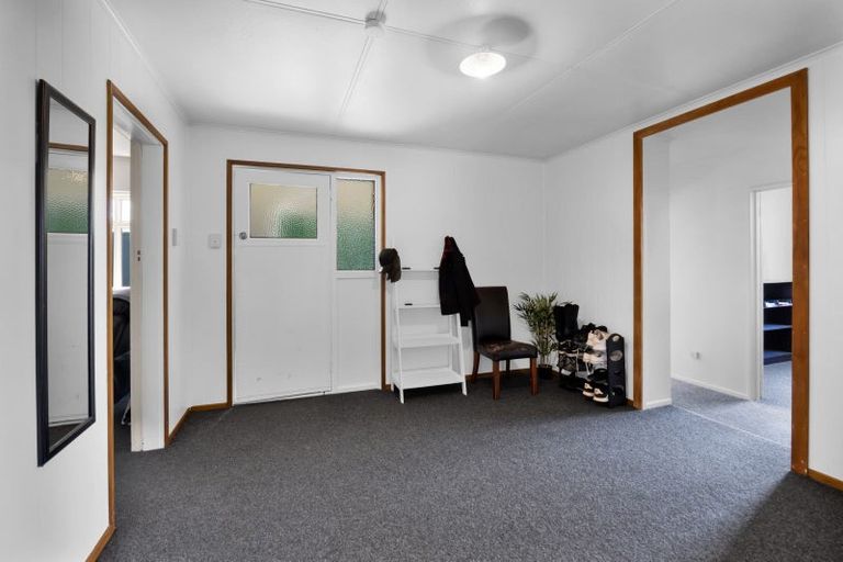 Photo of property in 13 Collins Street, Hawera, 4610