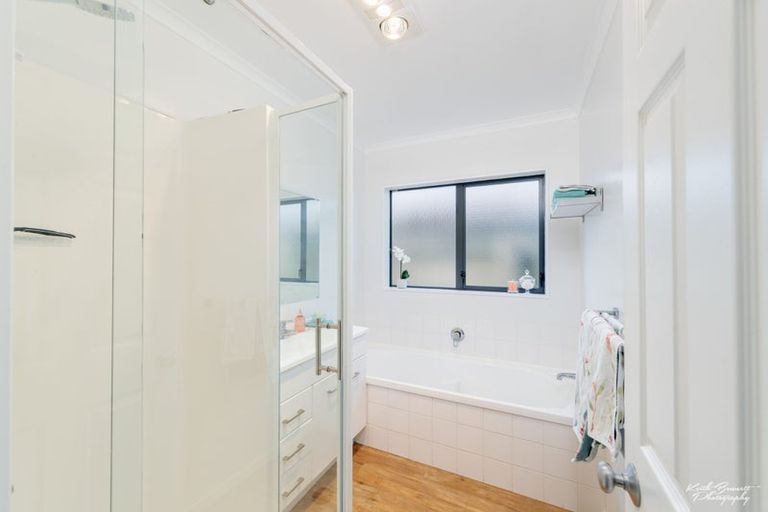 Photo of property in 19 Kelso Grove, Kelson, Lower Hutt, 5010