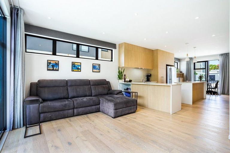 Photo of property in 392a Hibiscus Coast Highway, Orewa, 0931