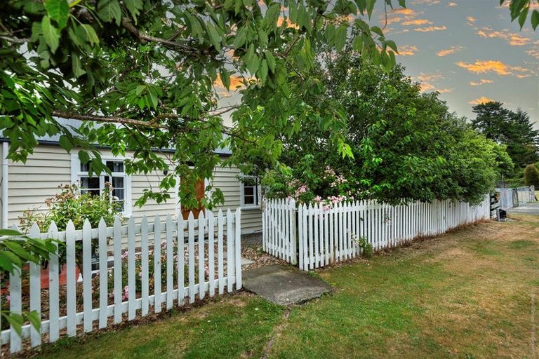 Photo of property in 217 Whitecliffs Road, Whitecliffs, Coalgate, 7673