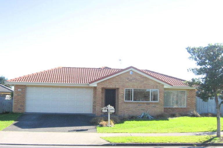 Photo of property in 23 Sandwick Drive, Weymouth, Auckland, 2103