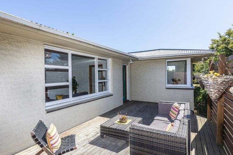 Photo of property in 53 Johns Road, Belfast, Christchurch, 8051