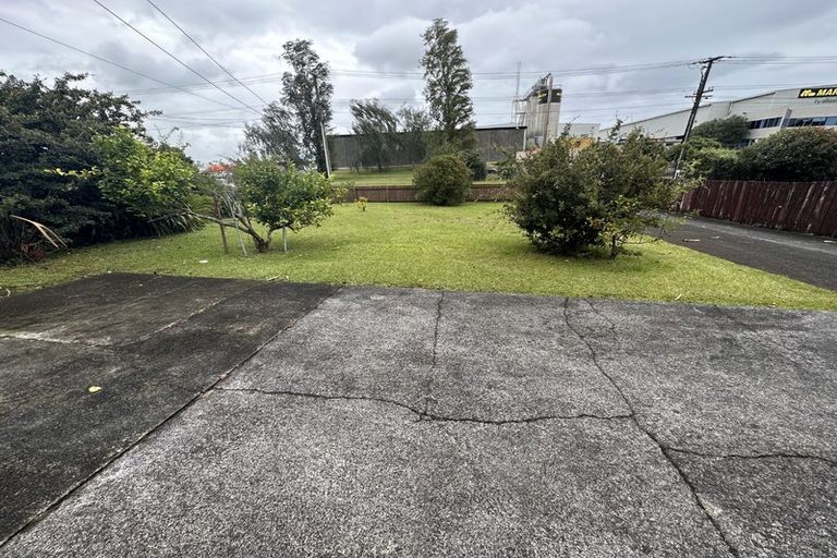 Photo of property in 27 Mahia Road, Manurewa, Auckland, 2102