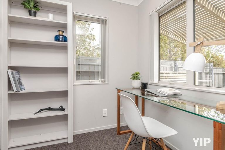 Photo of property in 235 Mark Avenue, Grenada Village, Wellington, 6037