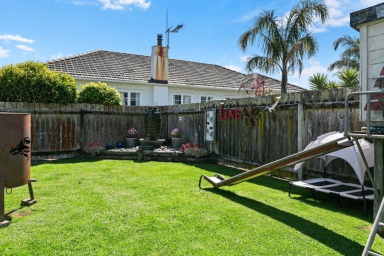 Photo of property in 198 Shakespeare Street, Leamington, Cambridge, 3432