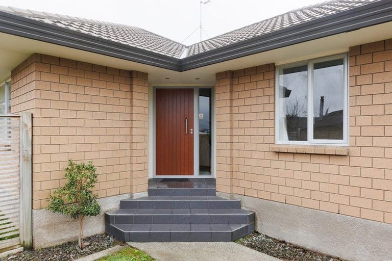 Photo of property in 33 Masefield Terrace, Kelvin Grove, Palmerston North, 4414
