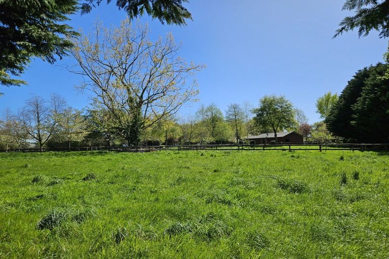 Photo of property in 80 Avenue North Road, Levin, 5510