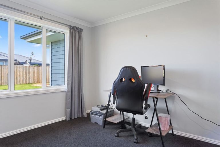 Photo of property in 58 Cassino Street, Rangiora, 7400