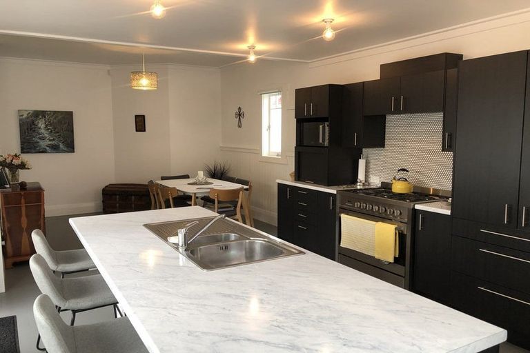 Photo of property in 7 Shortland Street, Regent, Whangarei, 0112