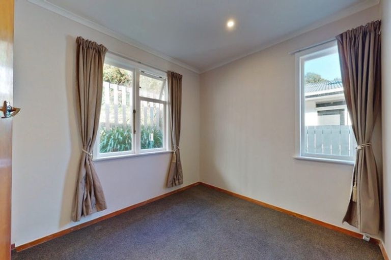 Photo of property in 8 John Street, Stokes Valley, Lower Hutt, 5019