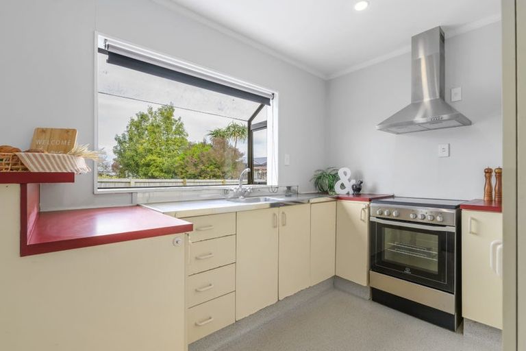 Photo of property in 43 Garland Drive, St Andrews, Hamilton, 3200