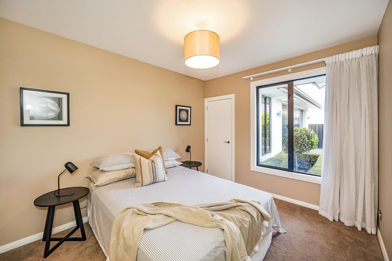 Photo of property in 2 Mcmullan Place, Oamaru North, Oamaru, 9400