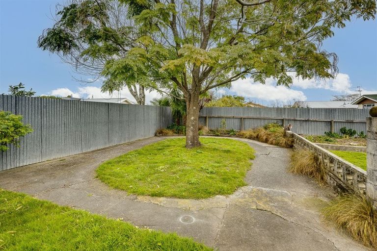 Photo of property in 19 Clarence Cox Crescent, Pirimai, Napier, 4112
