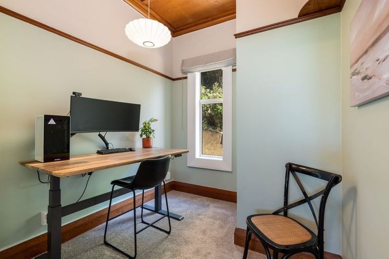 Photo of property in 16 Burnett Street, Calton Hill, Dunedin, 9012