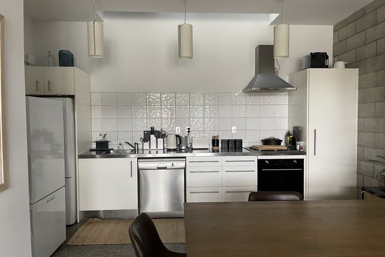 Photo of property in Mondrian Townhouses, 4/24 Hanson Street, Mount Cook, Wellington, 6021