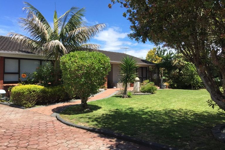 Photo of property in 36 Maugham Drive, Bucklands Beach, Auckland, 2014