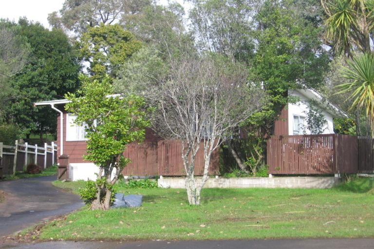 Photo of property in 5 Triangle Road, Massey, Auckland, 0614