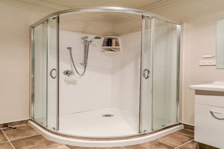 Photo of property in 13 Elderlee Street, Milton, 9220