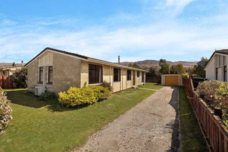 Photo of property in 94 Waenga Drive, Cromwell, 9310