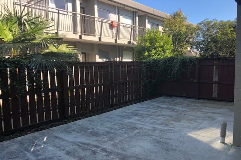 Photo of property in 6/1105 Victoria Street, Whitiora, Hamilton, 3200