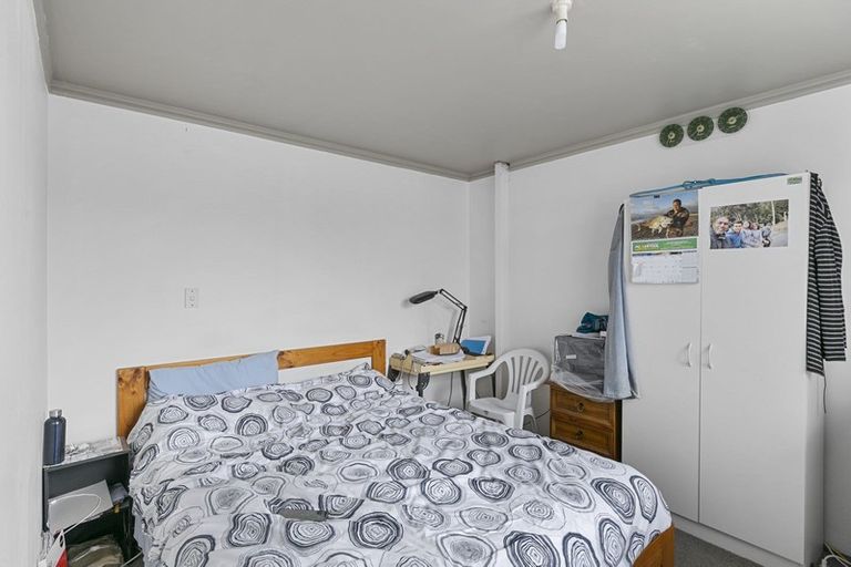 Photo of property in 12 Te Mome Road, Alicetown, Lower Hutt, 5010