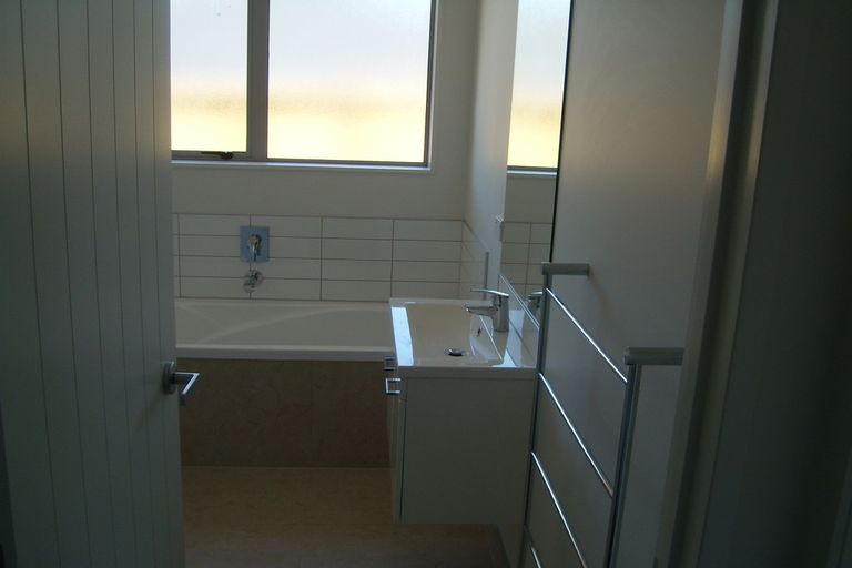 Photo of property in 20 Millbrae Place, Pokeno, 2402