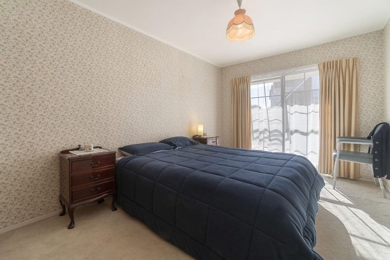 Photo of property in 3/47 Edmonton Road, Henderson, Auckland, 0612