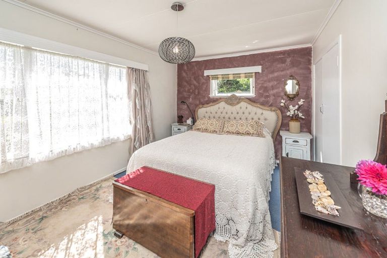 Photo of property in 9 Lee Street, Castlecliff, Whanganui, 4501