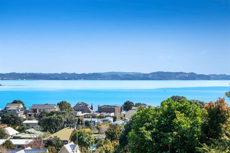 Photo of property in 954a Whangaparaoa Road, Manly, 0930