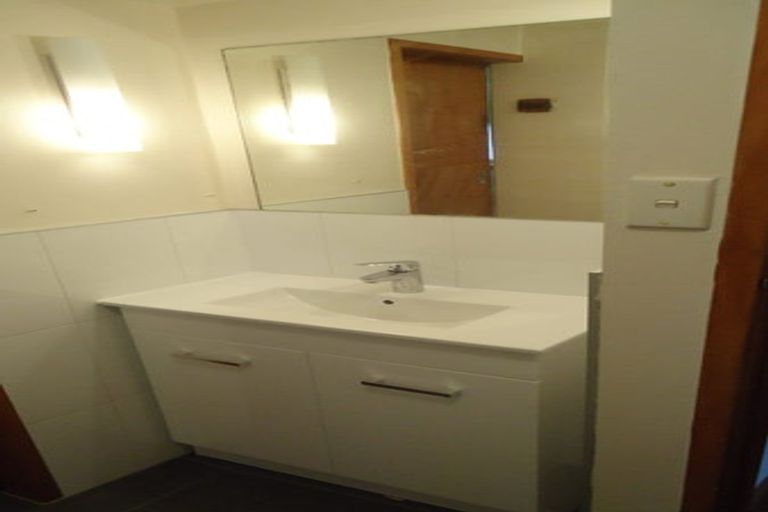 Photo of property in 3 Tye Road, Hillcrest, Auckland, 0627