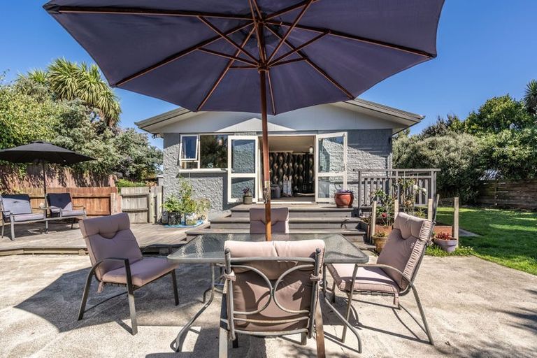 Photo of property in 71 Paisley Street, Kew, Invercargill, 9812