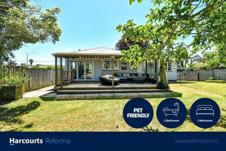 Photo of property in 998 Paerata Road, Paerata, Drury, 2676