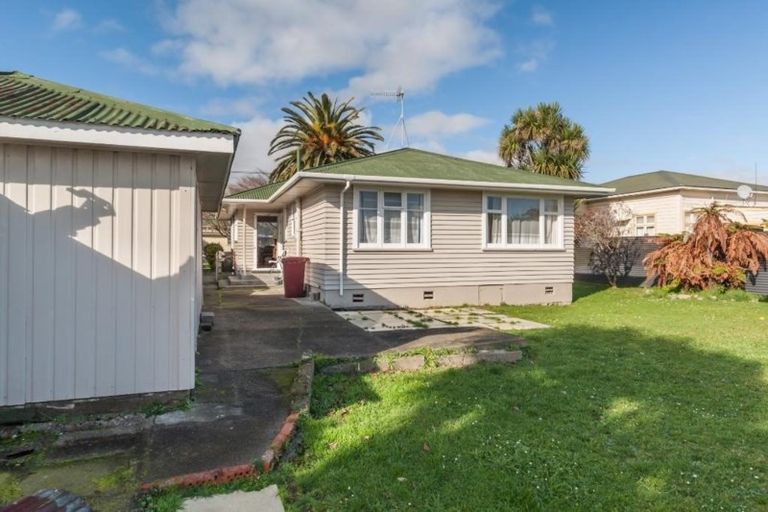 Photo of property in 155 Cambridge Street, Levin, 5510