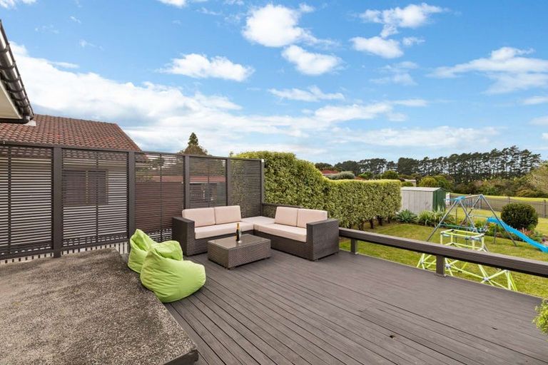 Photo of property in 5 Racecourse Road, Waiuku, 2123