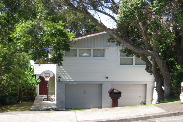 Photo of property in 23 Eastcliffe Road, Castor Bay, Auckland, 0620