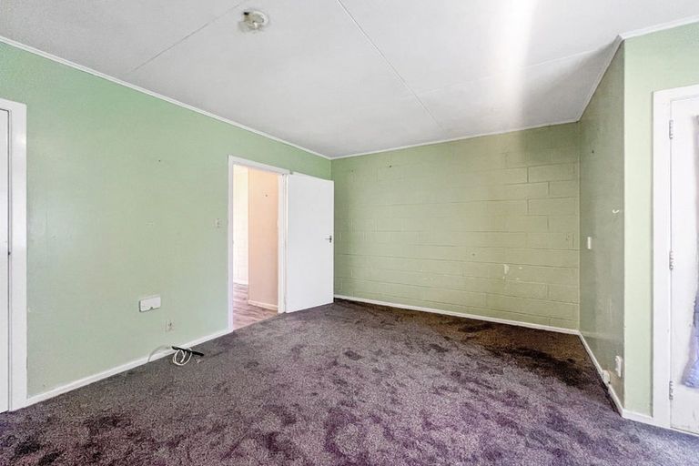 Photo of property in 29a Farmer Crescent, Taita, Lower Hutt, 5011