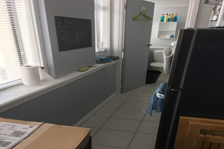 Photo of property in Quest/richard Pearse Apartment, 6/219f Willis Street, Te Aro, Wellington, 6011