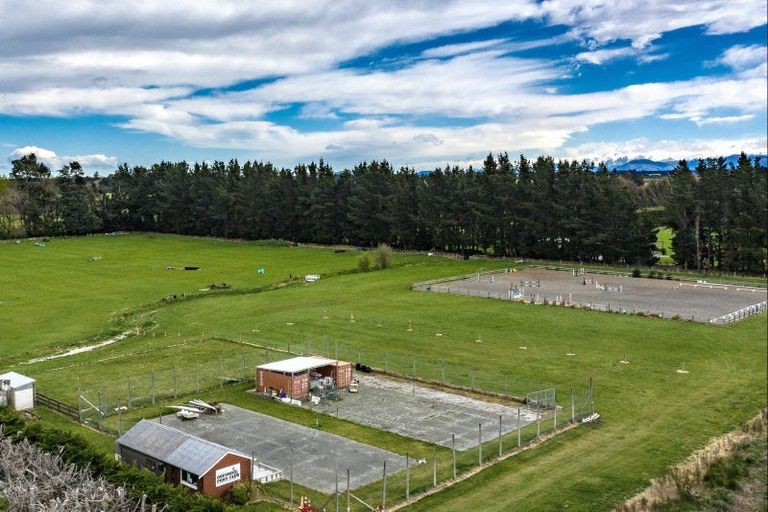 Photo of property in 2399 Oxford Road, Starvation Hill, 7495