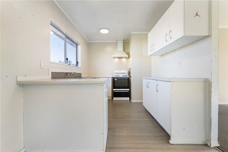 Photo of property in 15 Ranum Road, Papatoetoe, Auckland, 2025