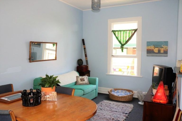 Photo of property in 123 Cambridge Street, Levin, 5510