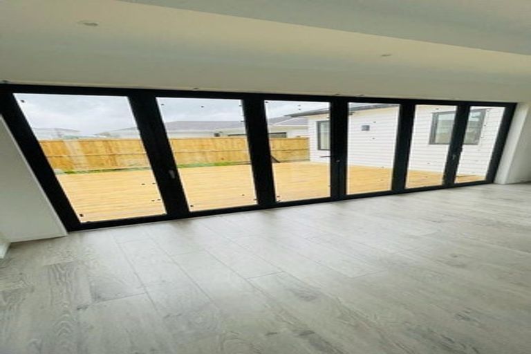 Photo of property in 9 Leatherwood Road, Takanini, 2110