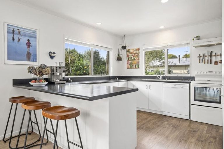 Photo of property in 1893 Cambridge Road, Cambridge, 3434